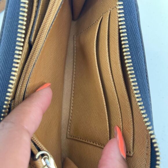 Michael Kors Jet Set Travel Continental Wallet Navy Stripe Zip Wristlet - Picture 11 of 16